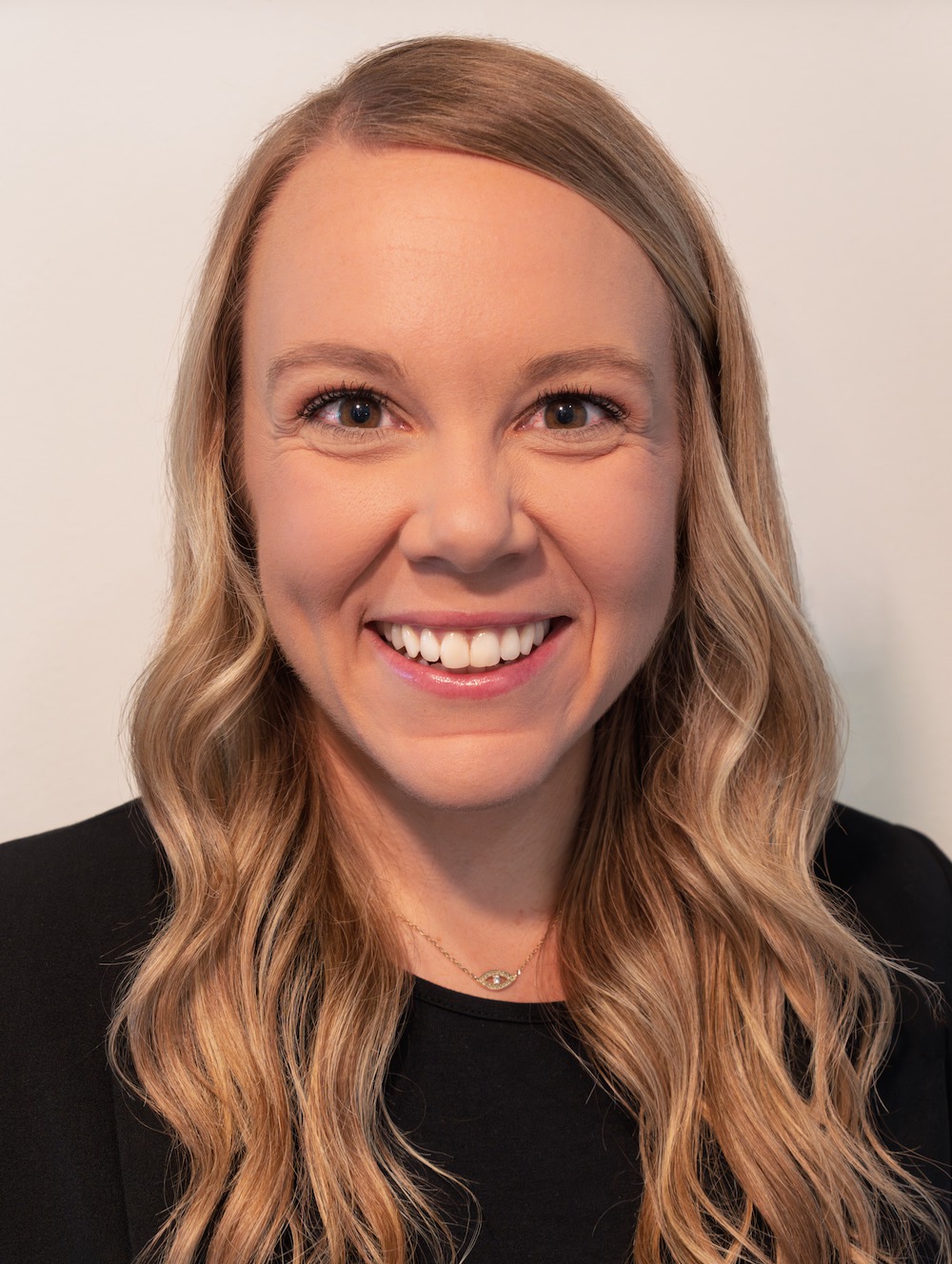 Photo of Dr. Carli Bunn